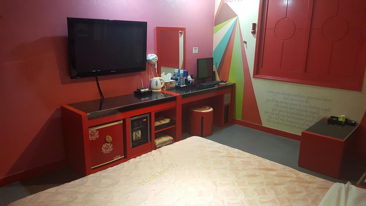 Motel Iu Changwon Buitenkant foto